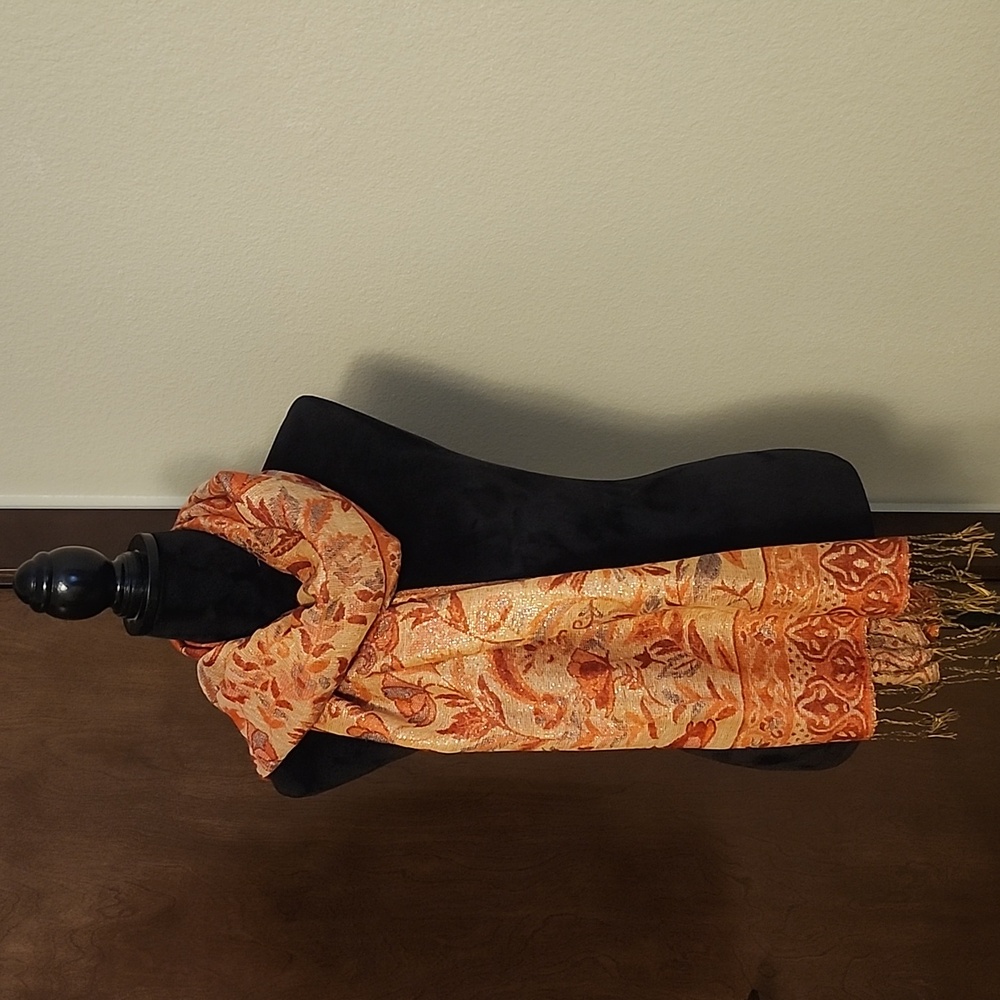 Elegant Floral Pashmina Scarf - Red and Gold